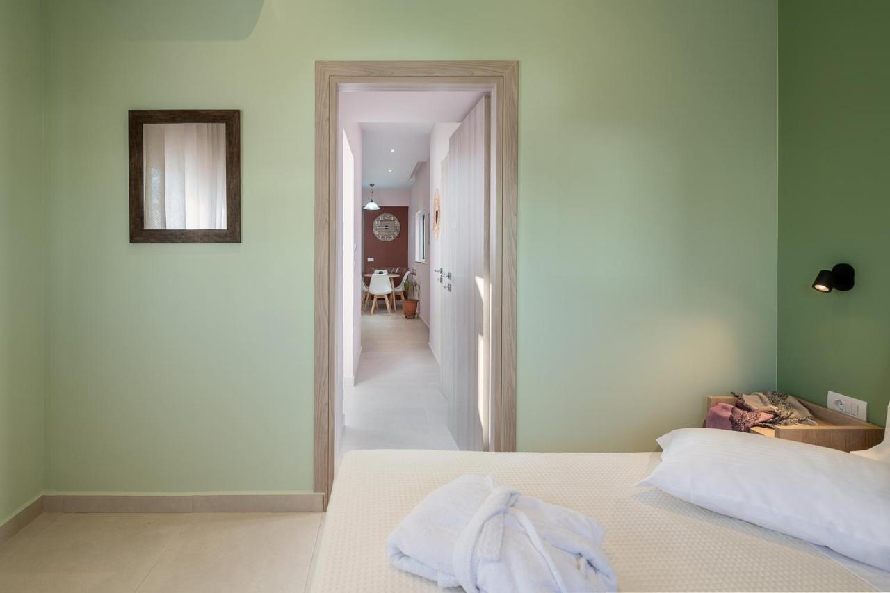 M City Apartments 100M From The Beach خانيا المظهر الخارجي الصورة