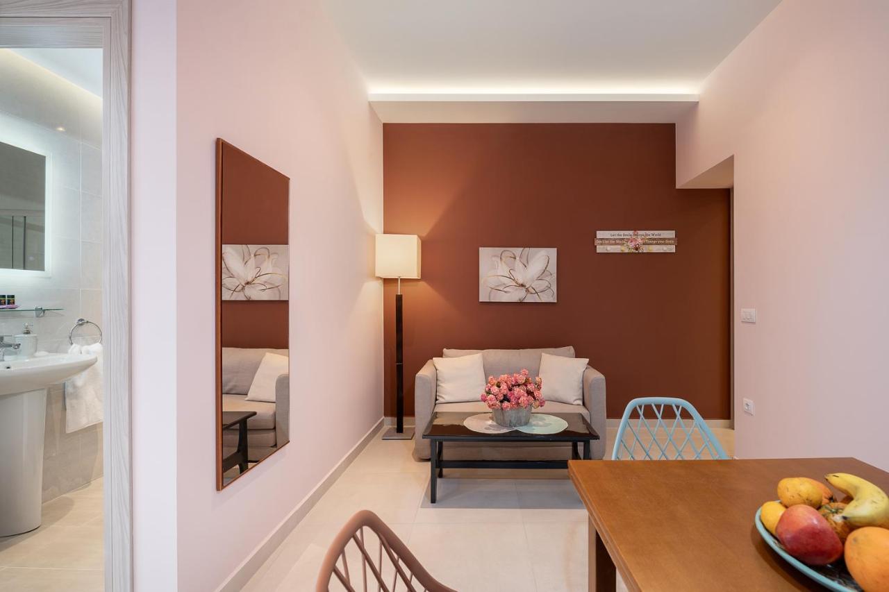 M City Apartments 100M From The Beach خانيا المظهر الخارجي الصورة