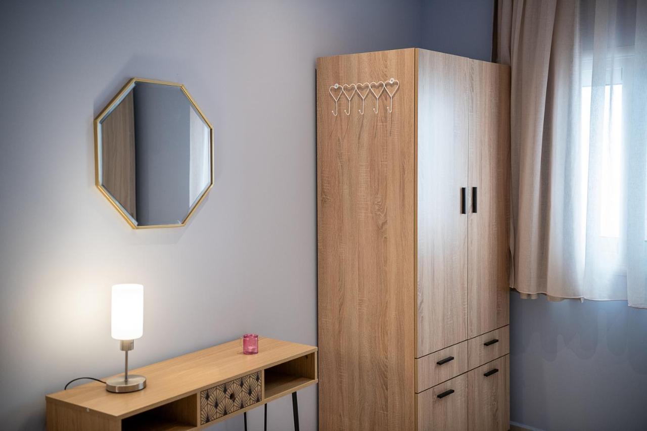M City Apartments 100M From The Beach خانيا المظهر الخارجي الصورة
