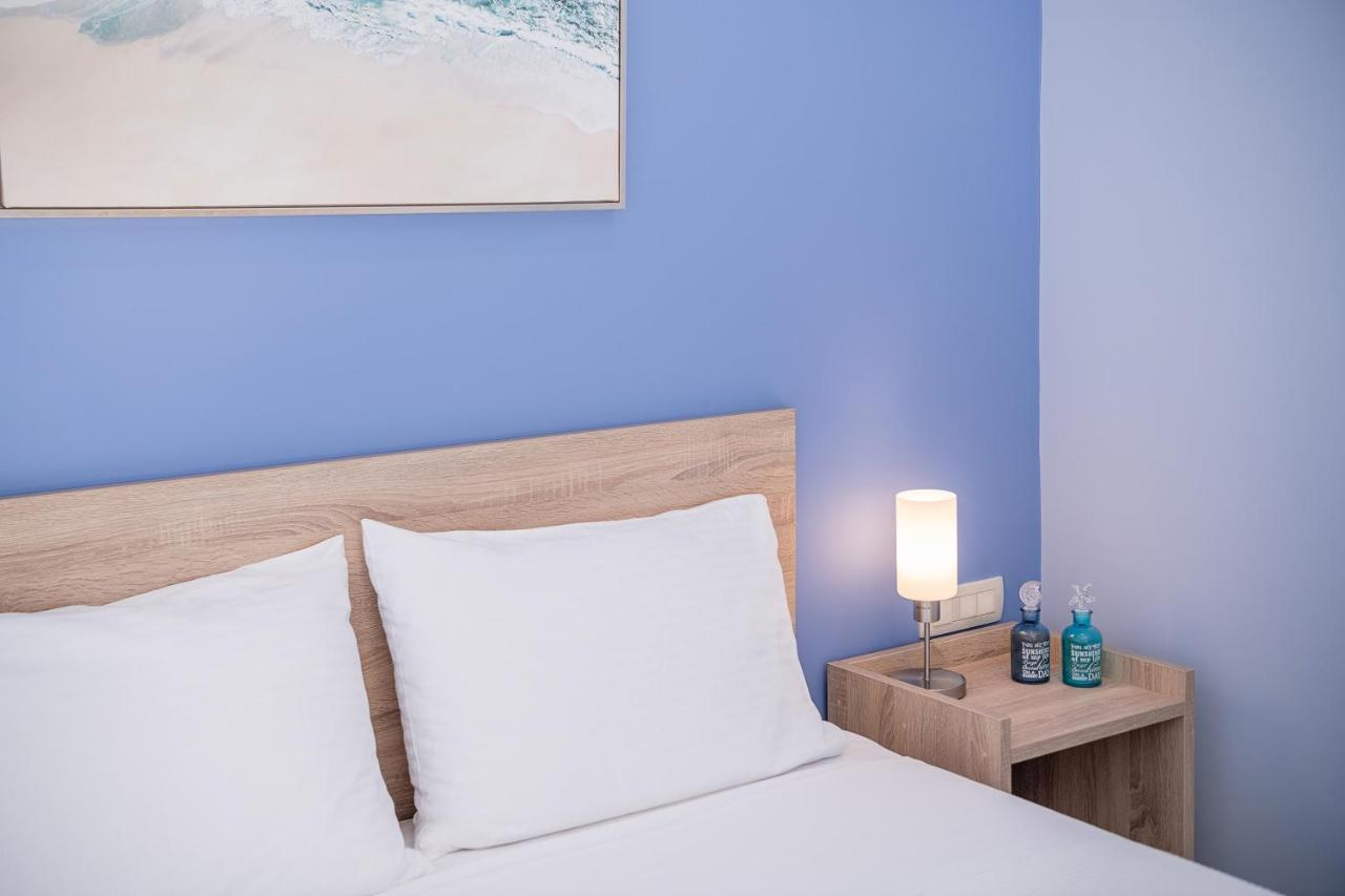 M City Apartments 100M From The Beach خانيا المظهر الخارجي الصورة