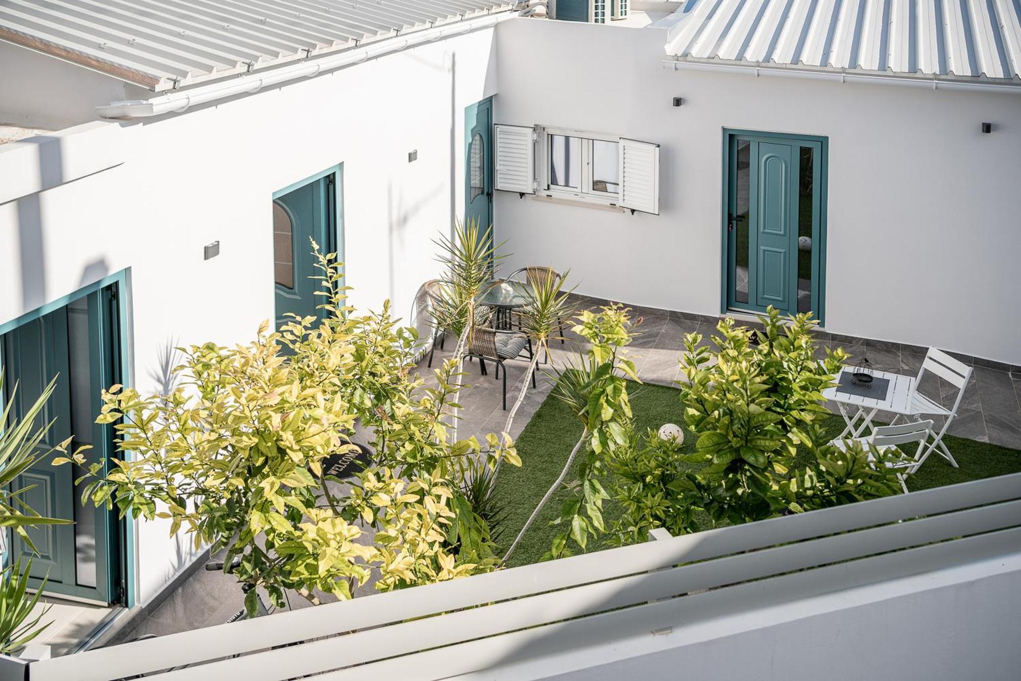 M City Apartments 100M From The Beach خانيا المظهر الخارجي الصورة