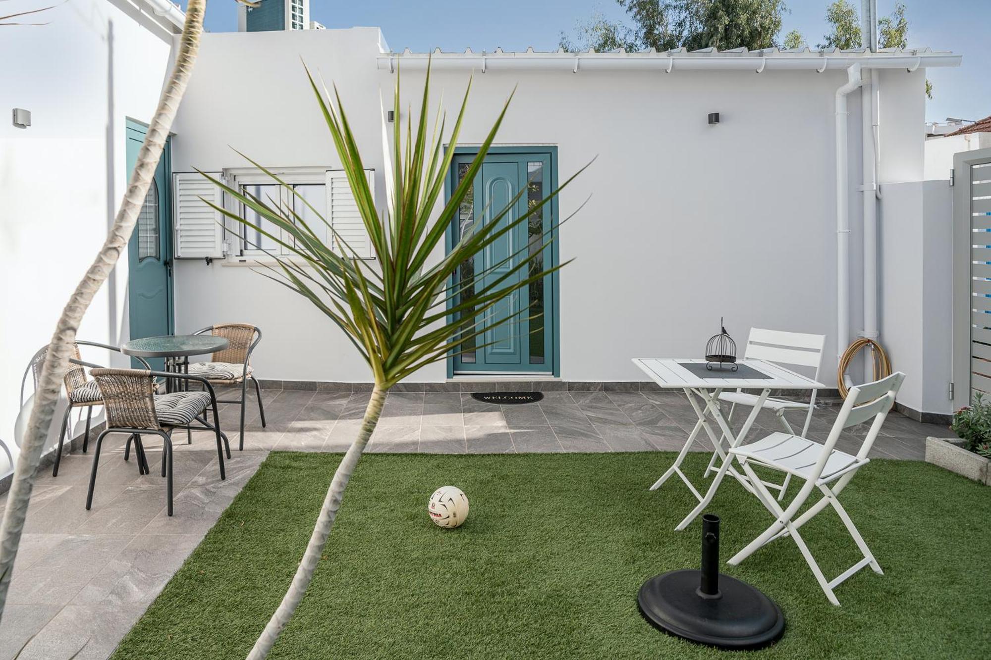 M City Apartments 100M From The Beach خانيا المظهر الخارجي الصورة