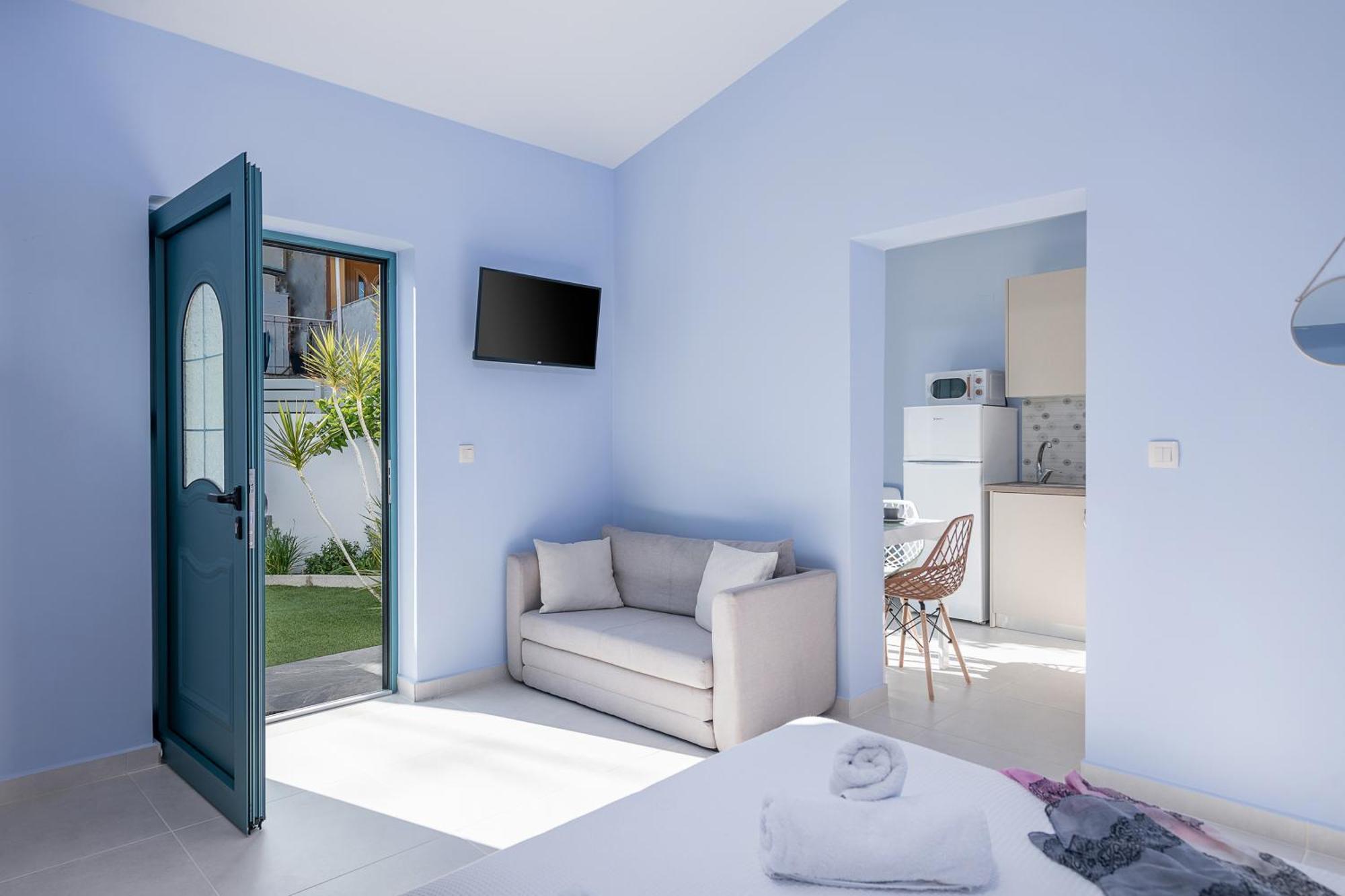 M City Apartments 100M From The Beach خانيا المظهر الخارجي الصورة